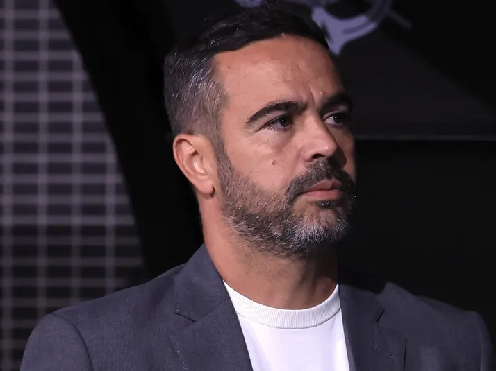 Sobis mostra preocupação em chegada de Artur Jorge ao Cruzeiro