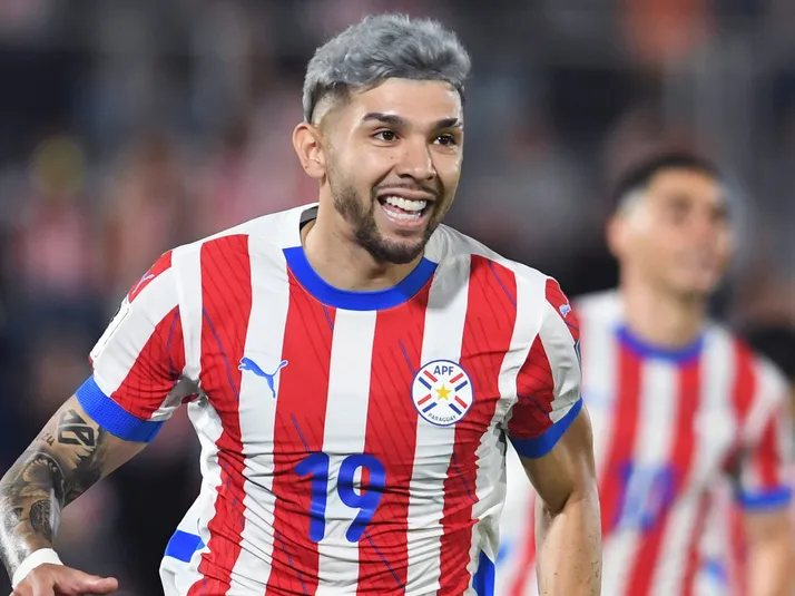 Torcida do Palmeiras pede contratação de Enciso