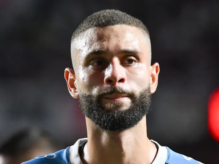 Grêmio mantém Wagner Leonardo após decisão de Luís Castro