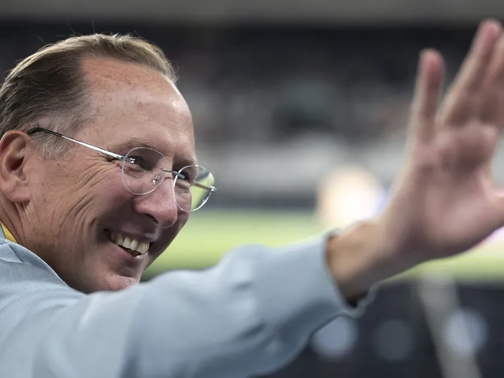 Botafogo age nos bastidores para derrubar Textor