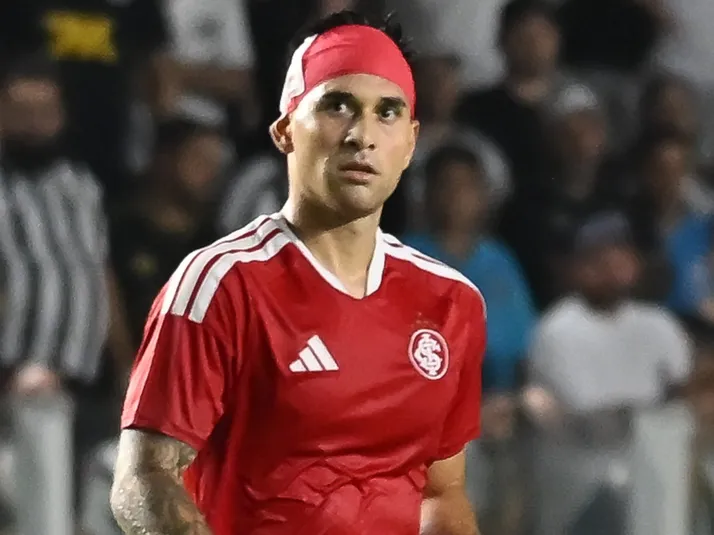 Bolívar elogia atuação de Villagra pelo Internacional