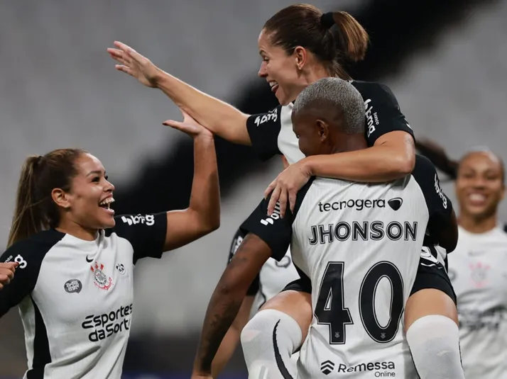 Confira onde assistir Botafogo x Corinthians pelo Brasileirão Feminino