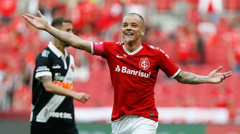 Conca tem preferência por D'Alessandro. Foto: Jeferson Guareze/AGIF