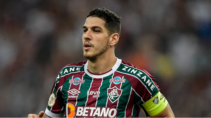 Nino segue no radar do Fluminense.