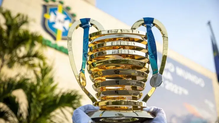Troféu da Copa do Nordeste. Foto: Fabio Souza/CBF