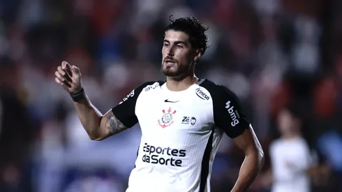 Pedro Raul jogador do Corinthians durante partida contra o Portuguesa Paulista no estadio Caninde pelo campeonato Paulista 2026. Foto: Marcello Zambrana/AGIF