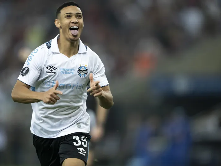 Torcida do Grêmio aprova retorno de Gustavo Nunes após post nas redes sociais