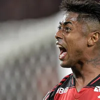 Torcida do Flamengo critica renovação de Bruno Henrique