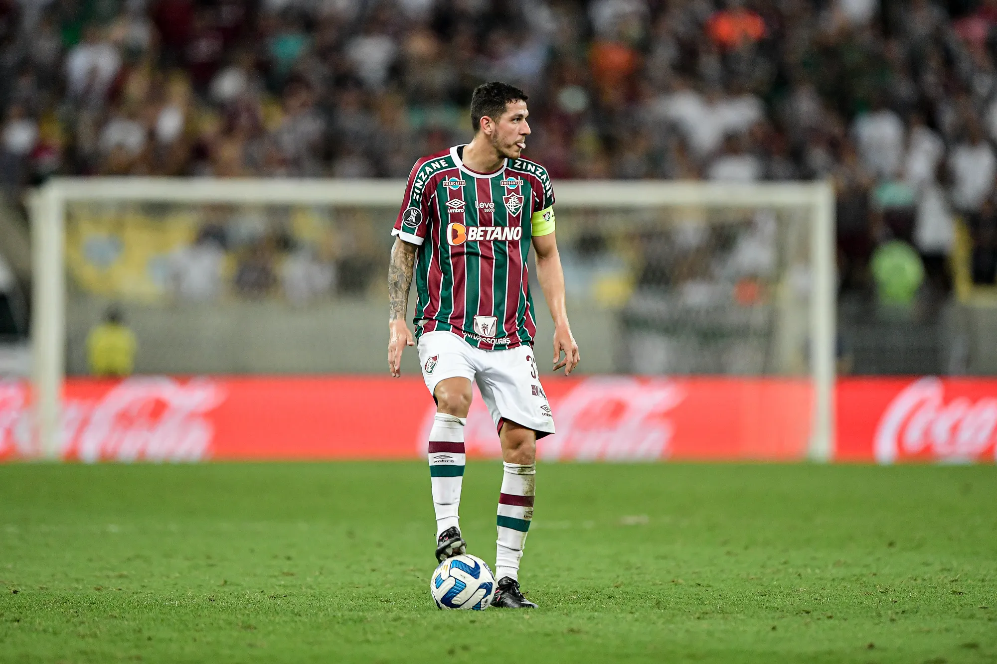 Nino atuando no Fluminense em 2023 – Foto: Thiago Ribeiro/AGIF