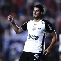 Corinthians rejeita troca com o Botafogo envolvendo Pedro Raul e Arthur Cabral