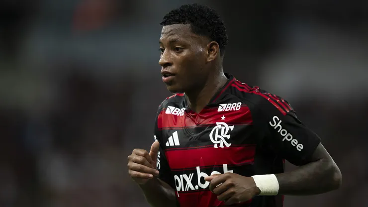 Plata jogador do Flamengo durante partida contra o Marica no estadio Maracana pelo campeonato Carioca 2025.