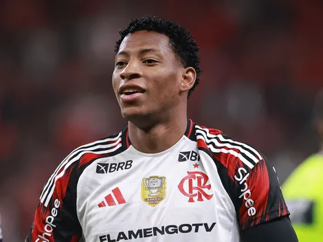 Plata apaga fotos e vive crise no Flamengo