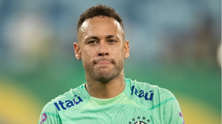 Neymar é pedido na Seleção Brasileira pela torcida.