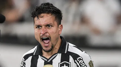 Artur negocia com o São Paulo.