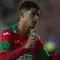 Renê acerta com o Vitória após negócio com o Corinthians melar