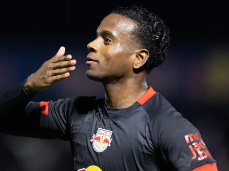 Cruzeiro avalia contratação de Helinho para o meio do ano