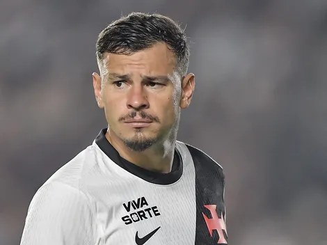 Hugo Moura retoma espaço no Vasco sob comando de Renato