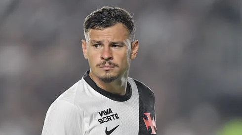 Hugo Moura está retomando espaço no Vasco.
