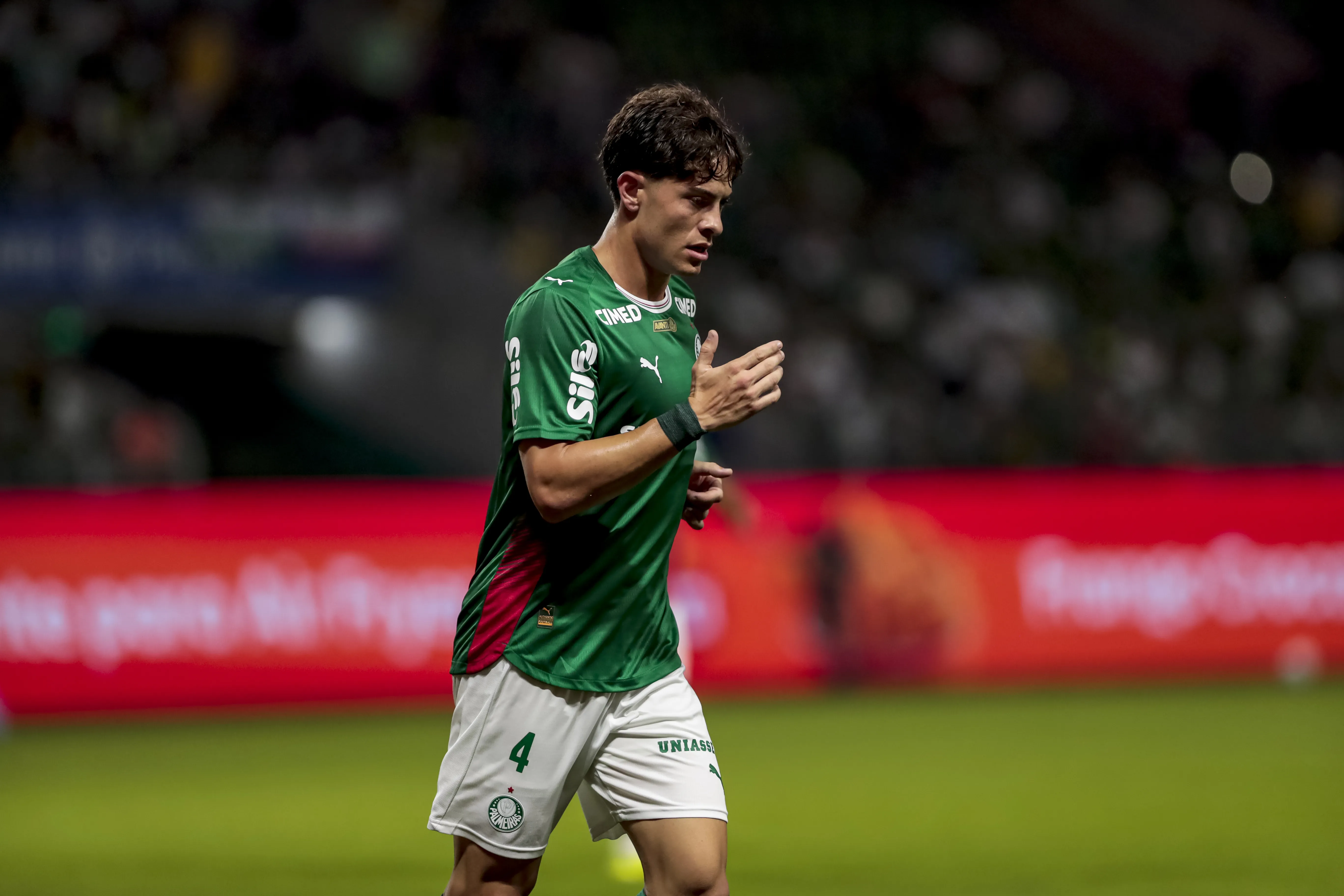 Além de Flaco, Giay também foi titular em jogo-treino da Argentina. Foto: Marco Miatelo/AGIF