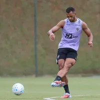 Vitor Hugo é liberado pelo DM e reforça o Atlético-MG