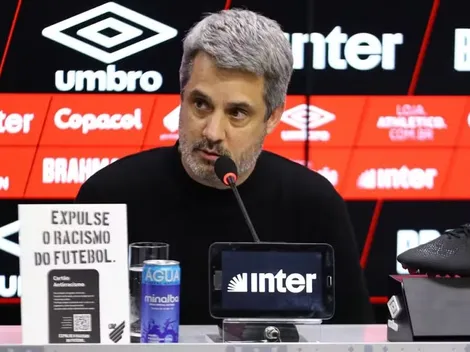 Athletico anuncia saída de diretor de futebol Eduardo Freeland