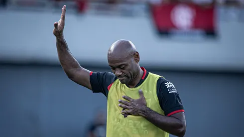 Vagner Love se despediu do futebol no último sábado (28)