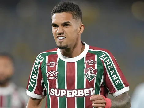 Riquelme Felipe pode ganhar espaço no Fluminense