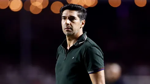 Abel Ferreira tecnico do Palmeiras durante partida contra o Sao Paulo no estadio Morumbi pelo campeonato Brasileiro A 2026. Foto: Marcello Zambrana/AGIF