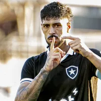 Alexander Barboza, do Botafogo, é pedido no Cruzeiro pela torcida