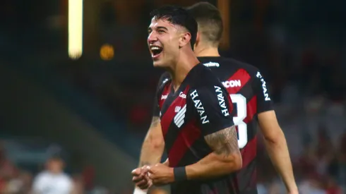 Esquivel, do Athletico-PR, se destacou contra o Botafogo