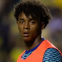 Athletico-PR encerra punição de Bruninho após brilho na base