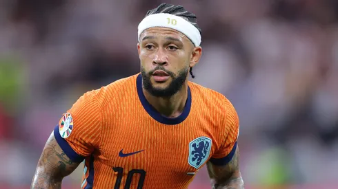 Memphis Depay durante confronto entre Inglaterra e Holanda na Euro de 2024.