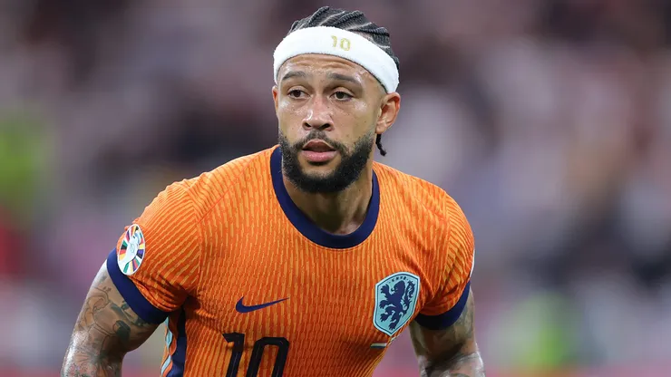 Memphis Depay durante confronto entre Inglaterra e Holanda na Euro de 2024.