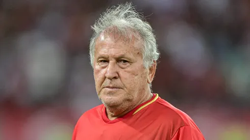 'Brincadeira' do Flamengo com Zico nas redes sociais incomoda torcida