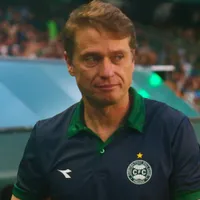 Seabra tem dúvidas para escalar a defesa do Coritiba contra o Vasco