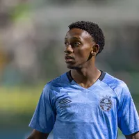 Grêmio projeta R$ 150 milhões com venda de Gabriel Mec e +4