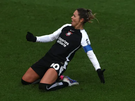 Gabi Zanotti vira recordista de jogos no Corinthians