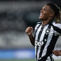 Danilo manda a real sobre deixar o Botafogo e retornar à Europa