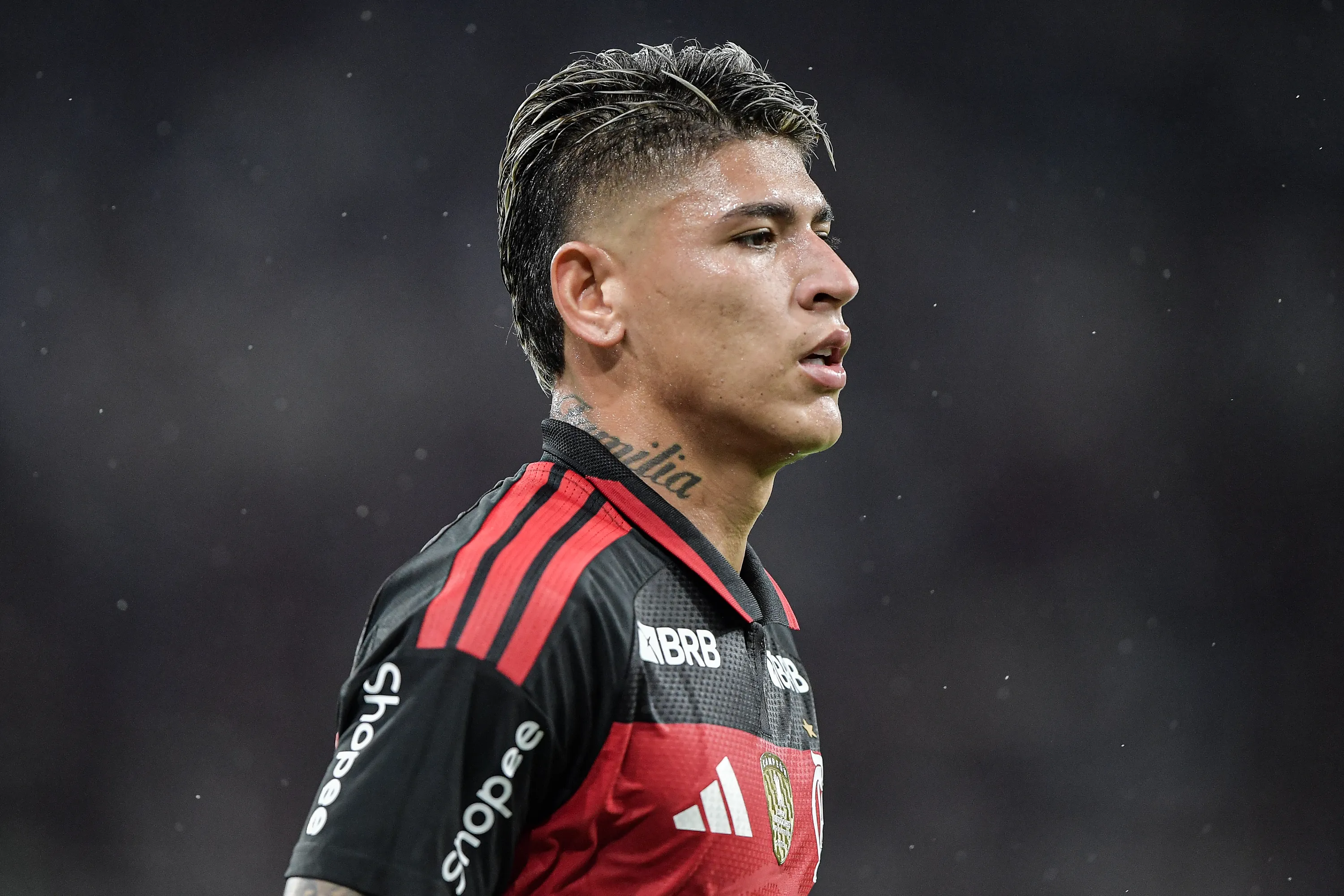 Carrascal jogador do Flamengo durante partida contra o Remo no estadio Maracana pelo campeonato Brasileiro A 2026. Foto: Thiago Ribeiro/AGIF