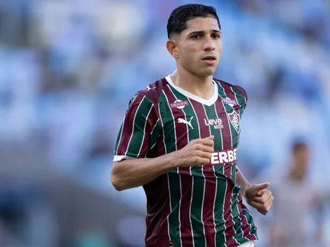 Savarino treina e deve ser opção para enfrentar o Corinthians