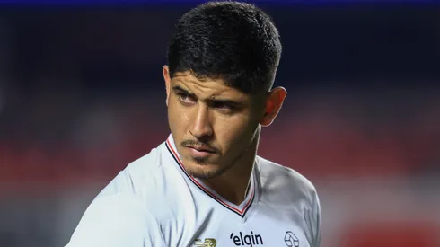 Alan Franco durante confronto entre São Paulo e Bahia no Brasileirão de 2025.