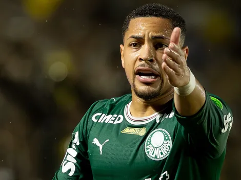 Vitor Roque desfalca o Palmeiras contra o Grêmio