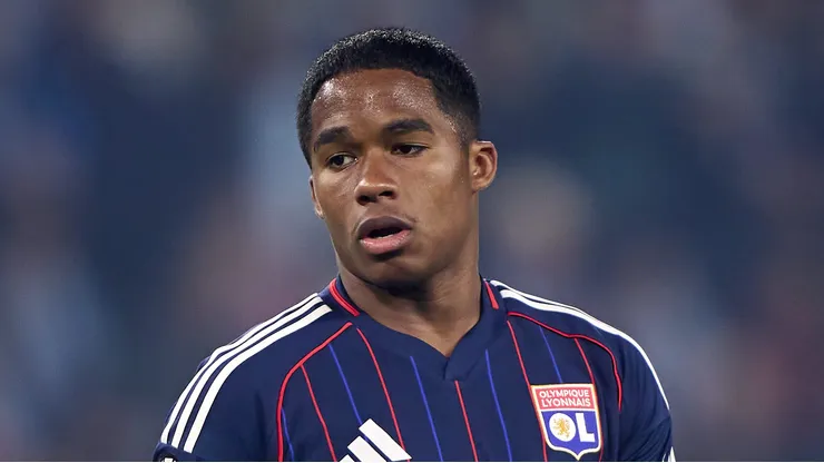 Endrick em partida pelo Lyon. Foto: Jose Manuel Alvarez Rey/Getty Images