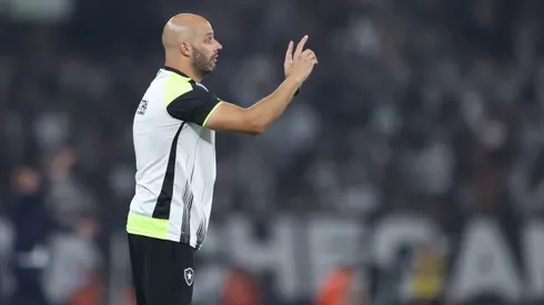 Franclim Carvalho está próximo de ser técnico do Botafogo. Foto: Lucas Figueiredo/Getty Images