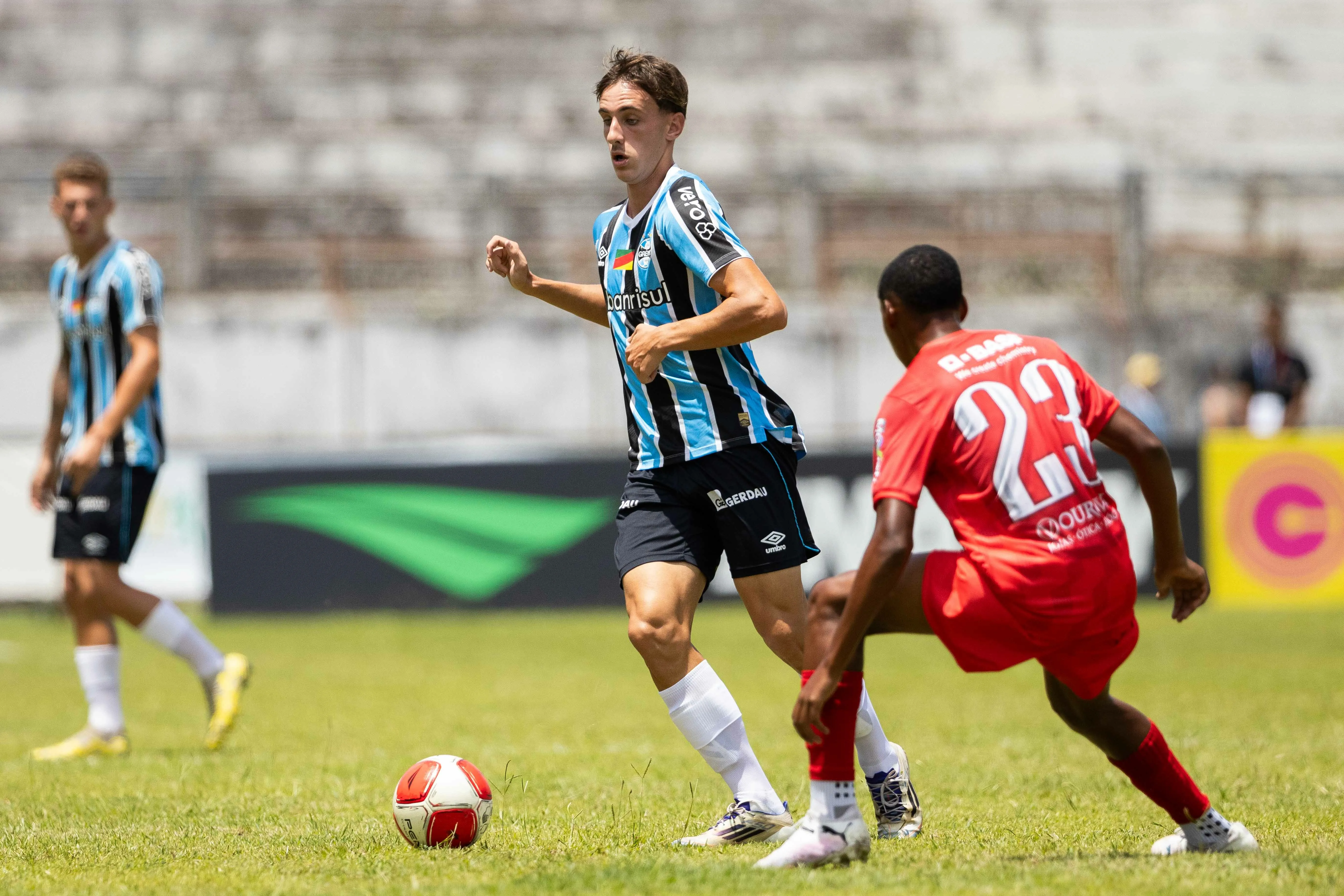 Bernardo Zortea atuando na Copinha em 2025 –  Foto: Joisel Amaral/AGIF