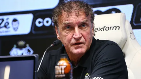 Cuca, técnico do Santos