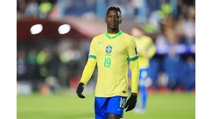 Luiz Henrique, vestindo a camisa da Seleção