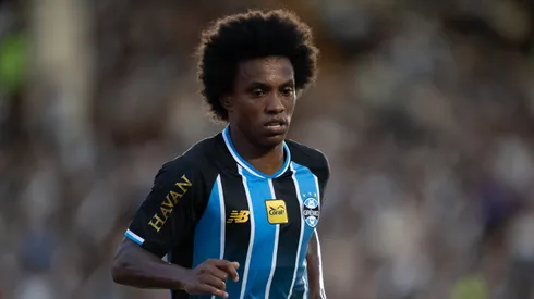 Willian será desfalque no Grêmio contra o Palmeiras.