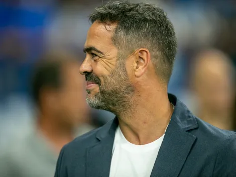 Arthur Jorge impõe nova identidade no Cruzeiro contra o Vitória