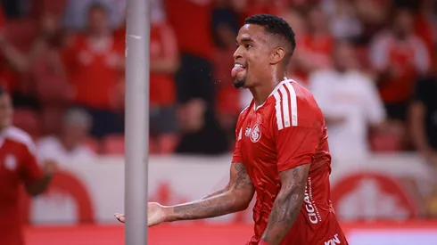 Alerrandro em Internacional x São Paulo pelo Brasileirão 2026 Foto: Maxi Franzoi/AGIF